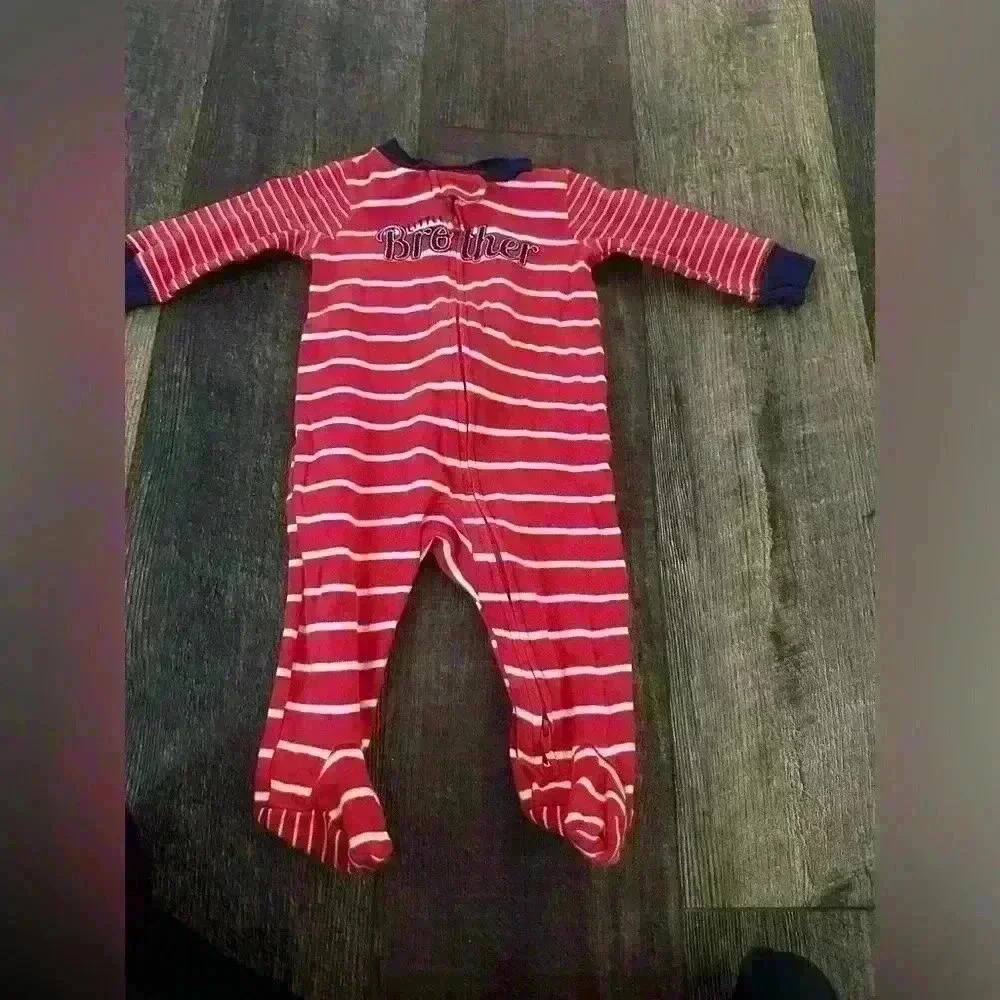 Carters sleep and play.